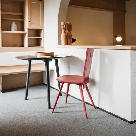 Schoenherr Haus ניוסטיפט אים סטובאיטל