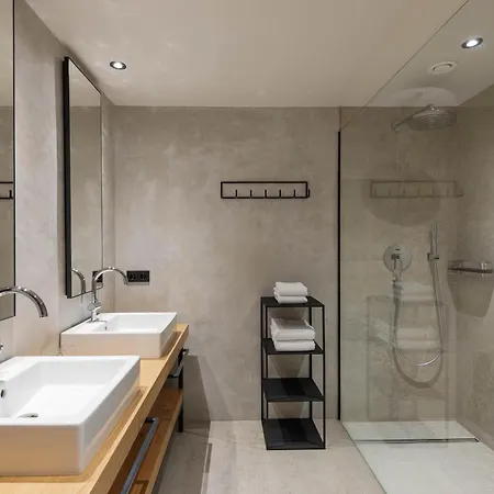 Schoenherr Haus 4* ניוסטיפט אים סטובאיטל