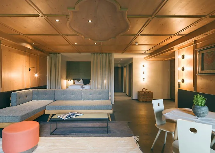 Hotel Schoenherr Haus Neustift im Stubaital