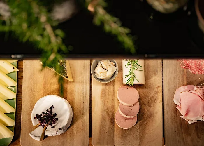 ホテル シュネンヘル ハウス 4*