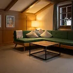 Hotel Schoenherr Haus 4*