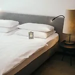圣荷尔豪斯酒店 4*