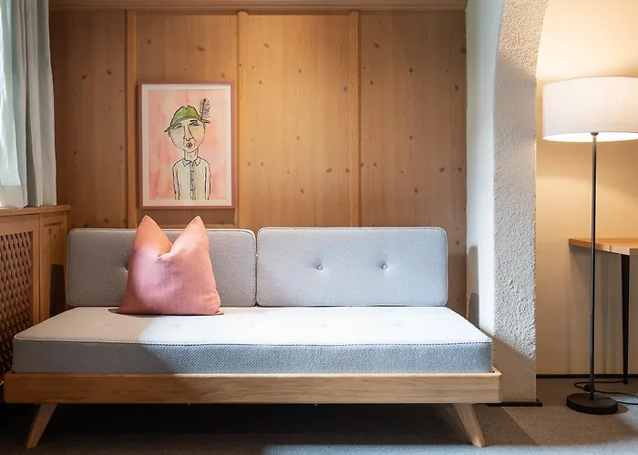 Schoenherr Haus Hotel 4*